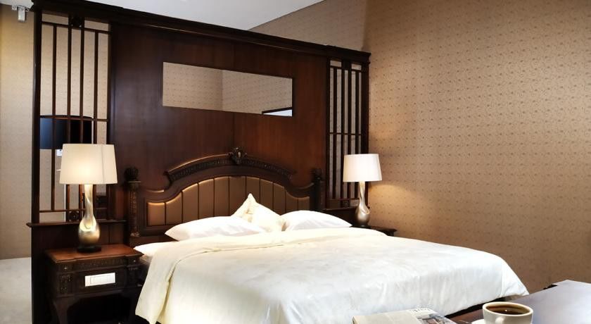 The Palais Hotel Dago バンドゥン エクステリア 写真