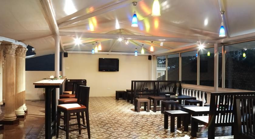 The Palais Hotel Dago バンドゥン エクステリア 写真